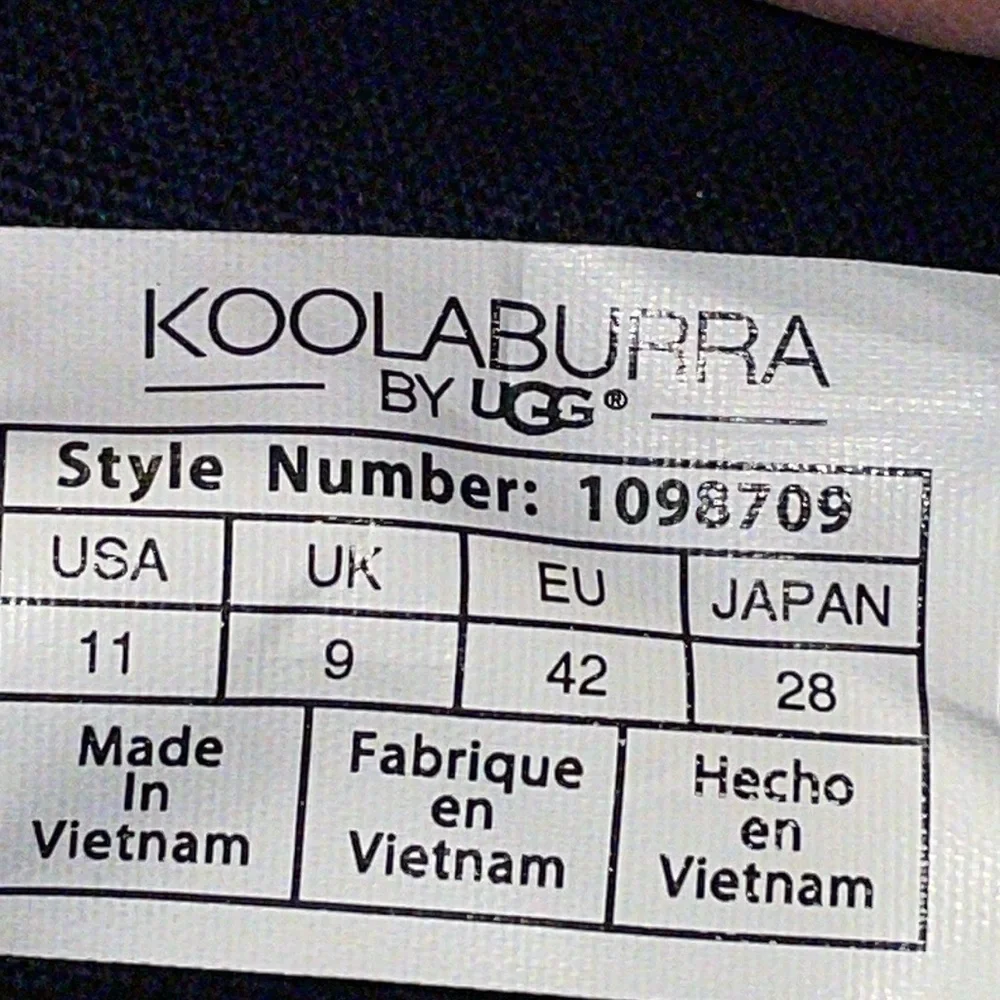 Koolaburra by UGG W Kellen High Top Suede Sneakers. EU Size 42/US Size‎ 11